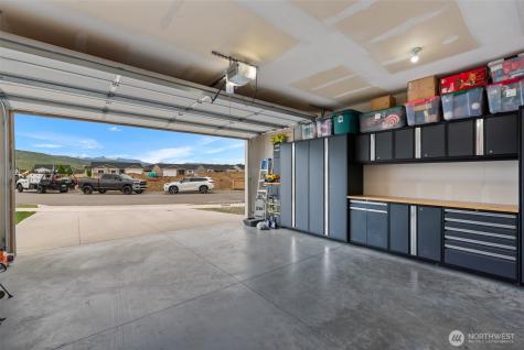 282 Emma Drive Wenatchee WA 98801