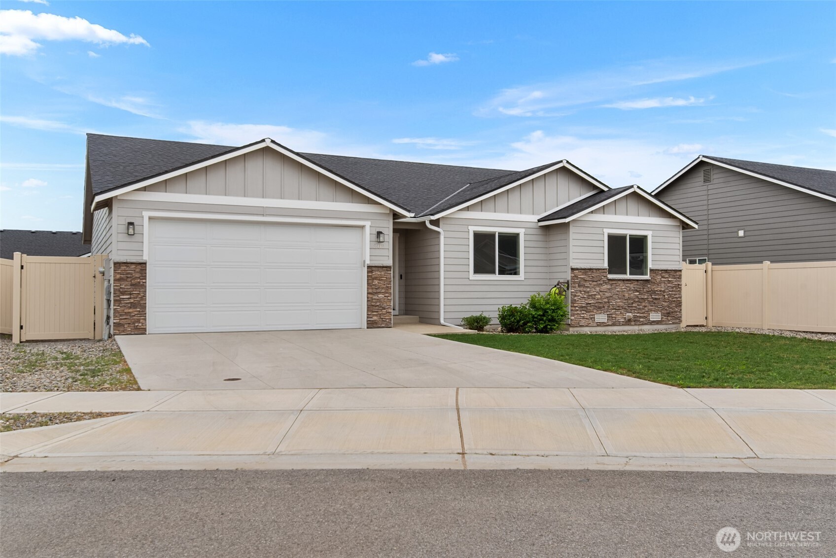 282 Emma Drive Wenatchee WA 98801
