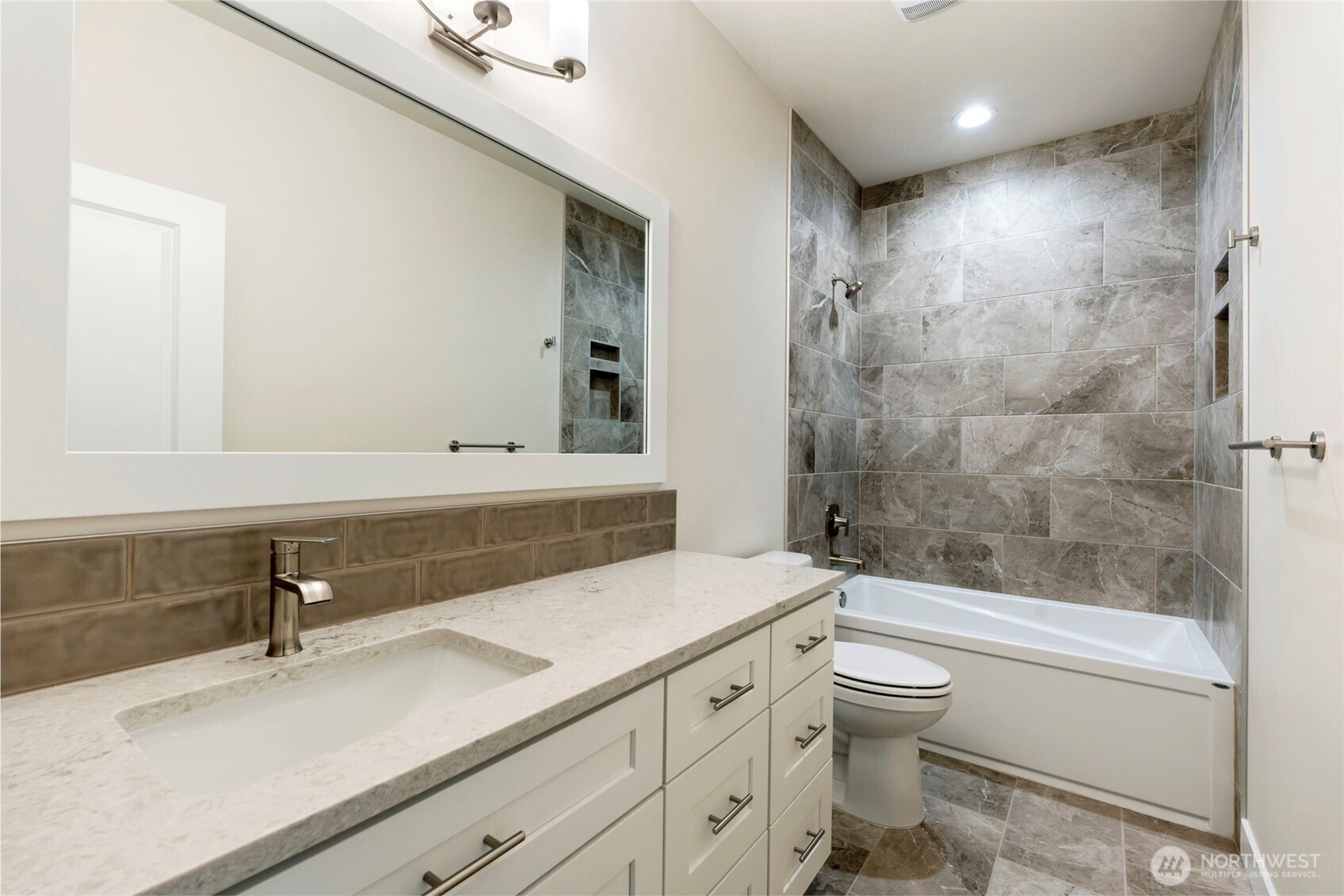 6648 Kyodi Court SE Tumwater WA 98501