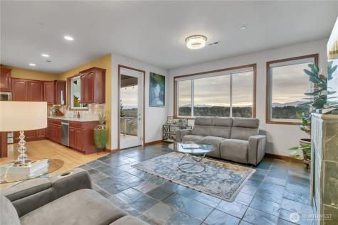 10908 177th Avenue Ct E Bonney Lake WA 98391