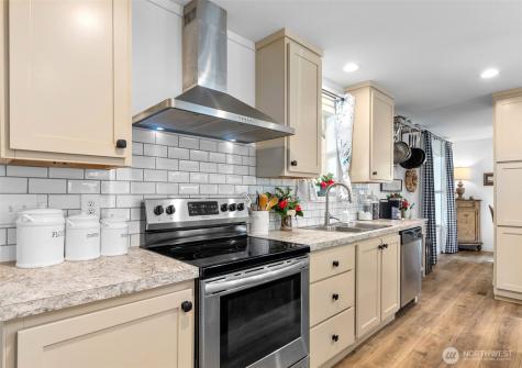 502 W Grant Westport WA 98595