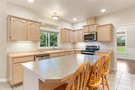 6005 Sunset Highway Cashmere WA 98815