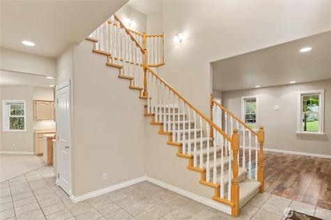 6005 Sunset Highway Cashmere WA 98815