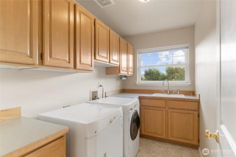 6005 Sunset Highway Cashmere WA 98815