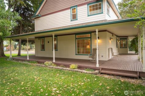 6005 Sunset Highway Cashmere WA 98815