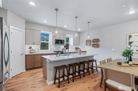 14424 Madison Way Lynnwood WA 98087