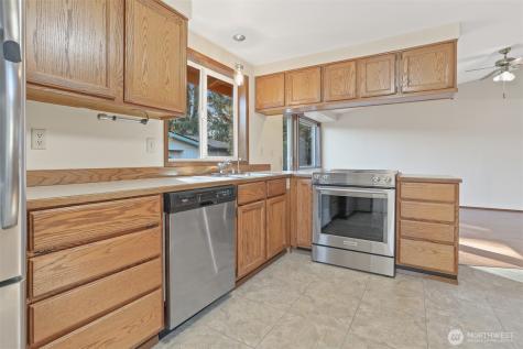 24004 10th Place W Bothell WA 98021