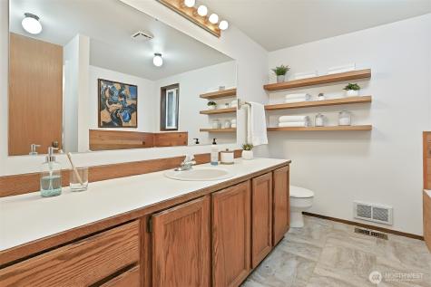 24004 10th Place W Bothell WA 98021