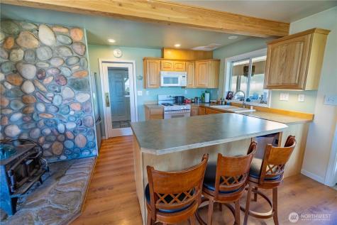 476 Bill Shaw Road Pateros WA 98846