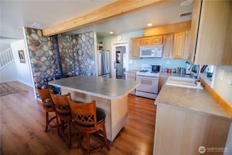 476 Bill Shaw Road Pateros WA 98846