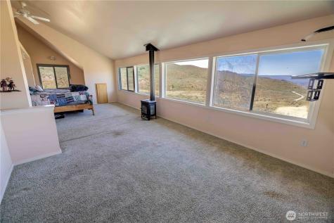 476 Bill Shaw Road Pateros WA 98846