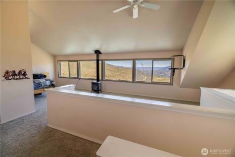 476 Bill Shaw Road Pateros WA 98846