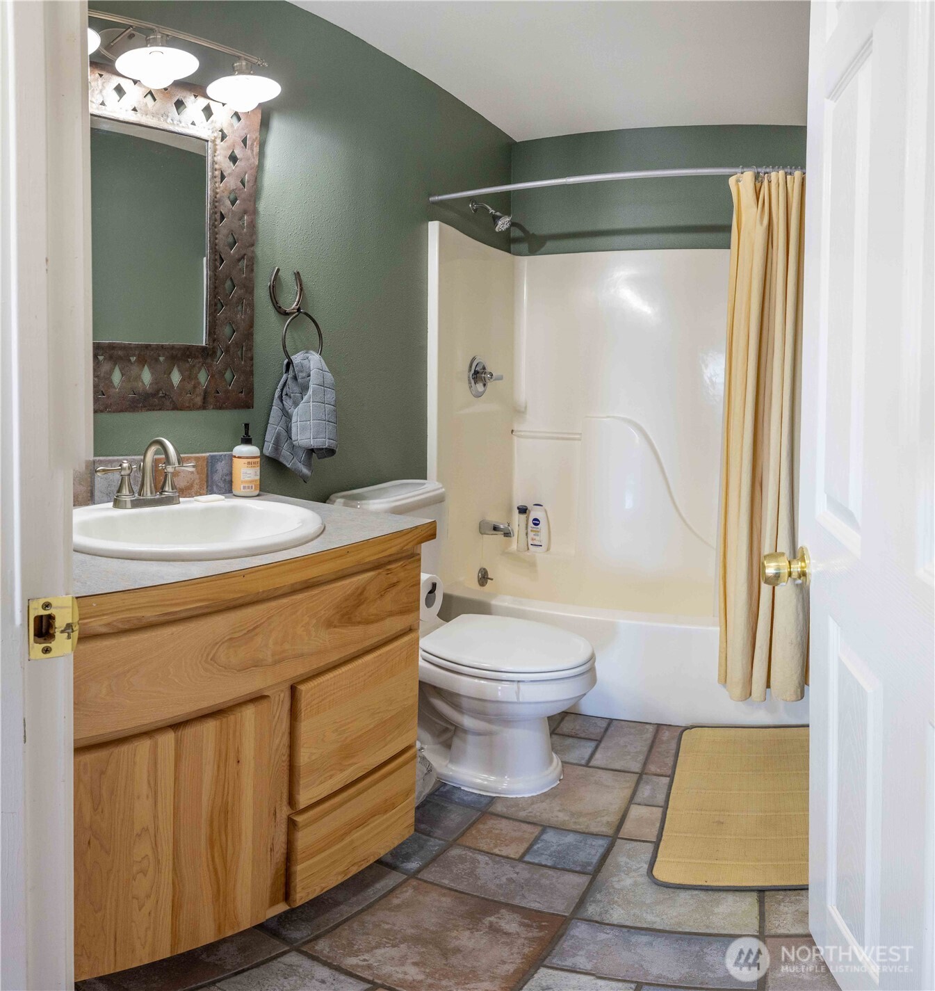 476 Bill Shaw Road Pateros WA 98846