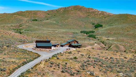 476 Bill Shaw Road Pateros WA 98846