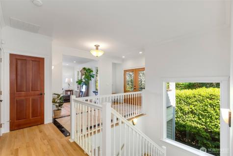 801 W Barrett Street Seattle WA 98119