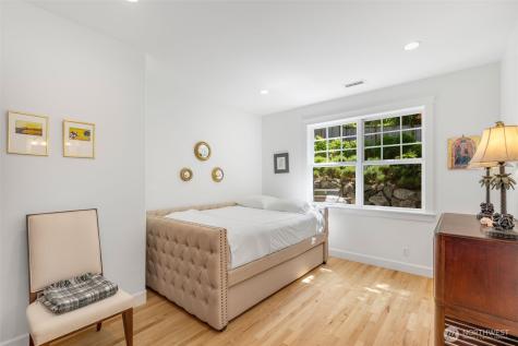 801 W Barrett Street Seattle WA 98119