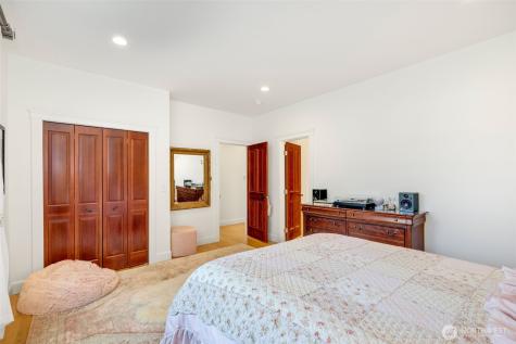 801 W Barrett Street Seattle WA 98119