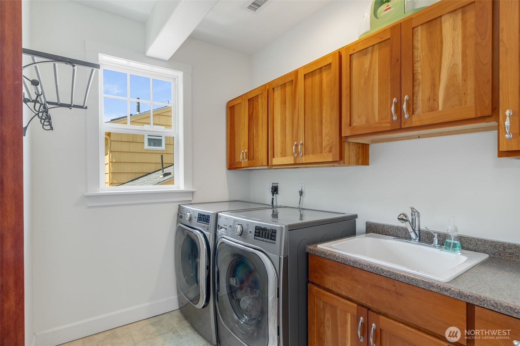 801 W Barrett Street Seattle WA 98119