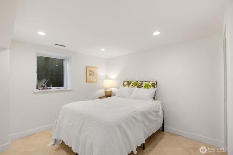 801 W Barrett Street Seattle WA 98119