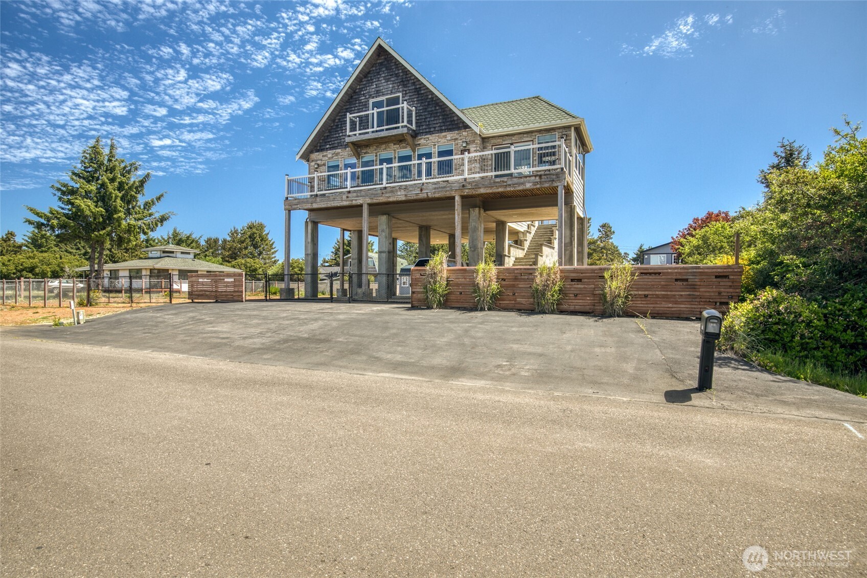 144 Sand Dune Avenue SW Ocean Shores WA 98569