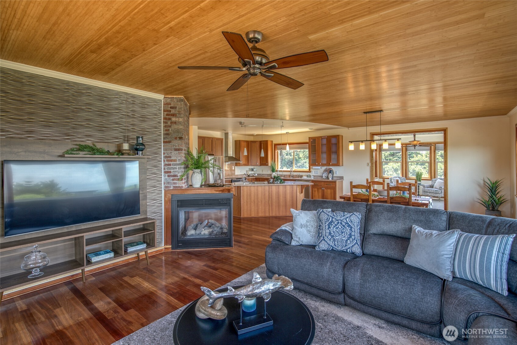144 Sand Dune Avenue SW Ocean Shores WA 98569