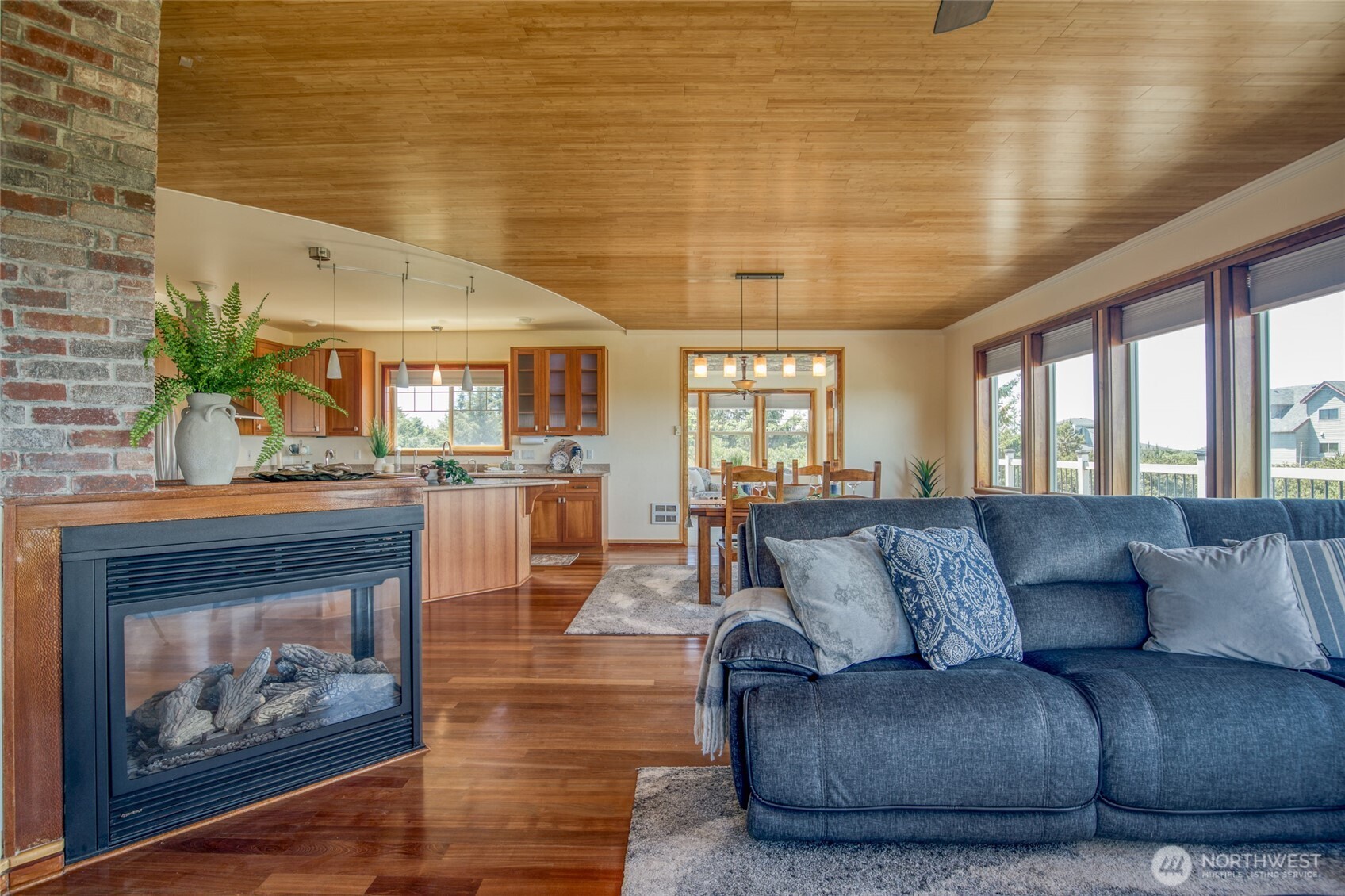 144 Sand Dune Avenue SW Ocean Shores WA 98569
