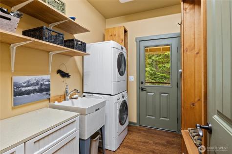 181 Tranquility Lane Easton WA 98925