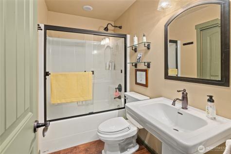181 Tranquility Lane Easton WA 98925