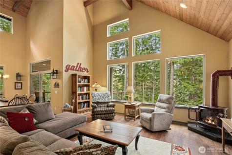 181 Tranquility Lane Easton WA 98925