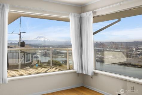 1242 Browns Point Boulevard Tacoma WA 98422