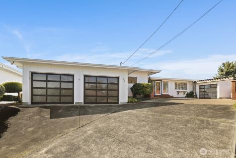 1242 Browns Point Boulevard Tacoma WA 98422
