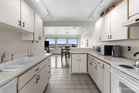 1242 Browns Point Boulevard Tacoma WA 98422