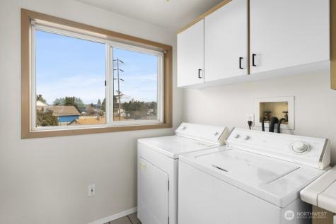 1242 Browns Point Boulevard Tacoma WA 98422