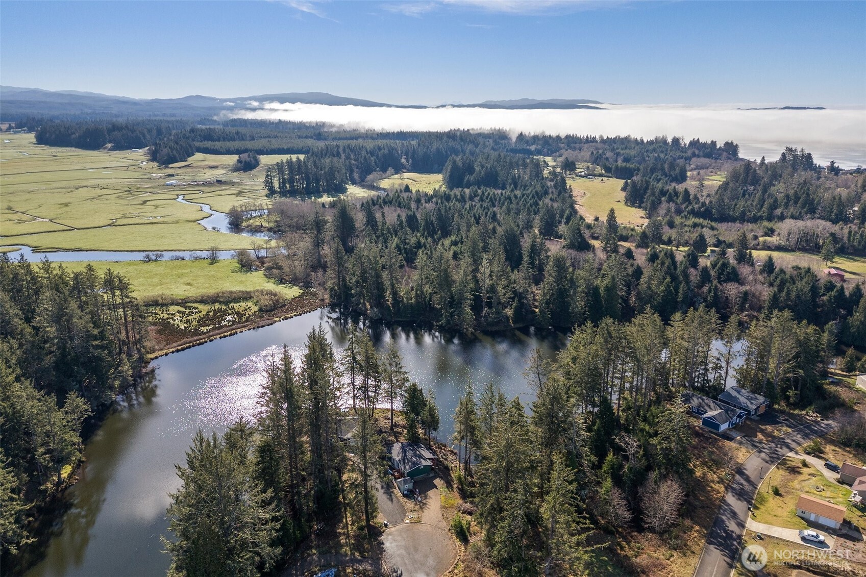 4 Lakeview Lane South Bend WA 98586