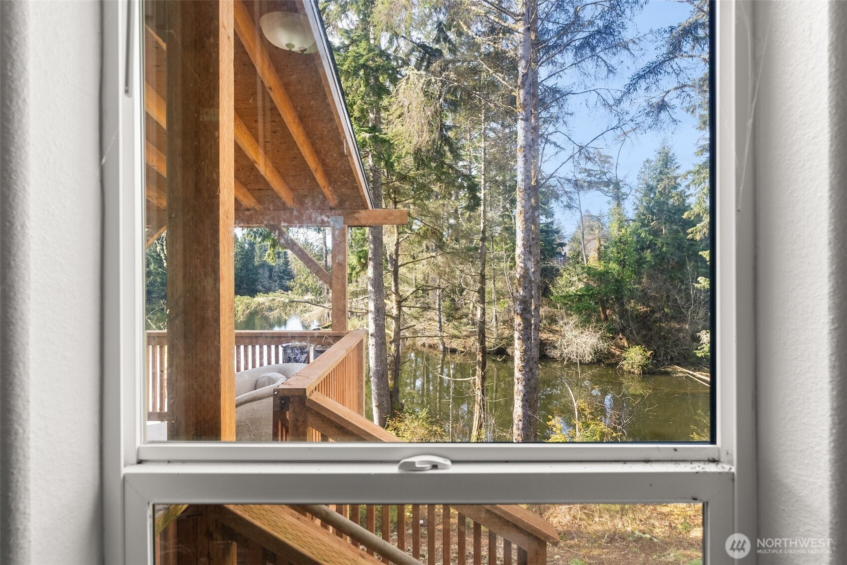 4 Lakeview Lane South Bend WA 98586