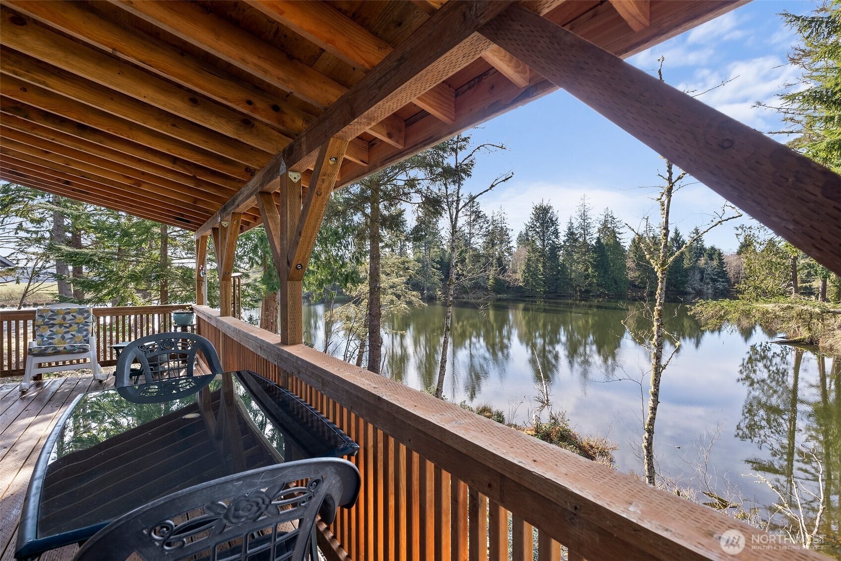 4 Lakeview Lane South Bend WA 98586