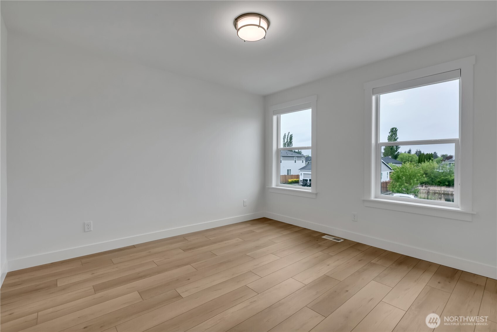 164 Hogan Drive Enumclaw WA 98022