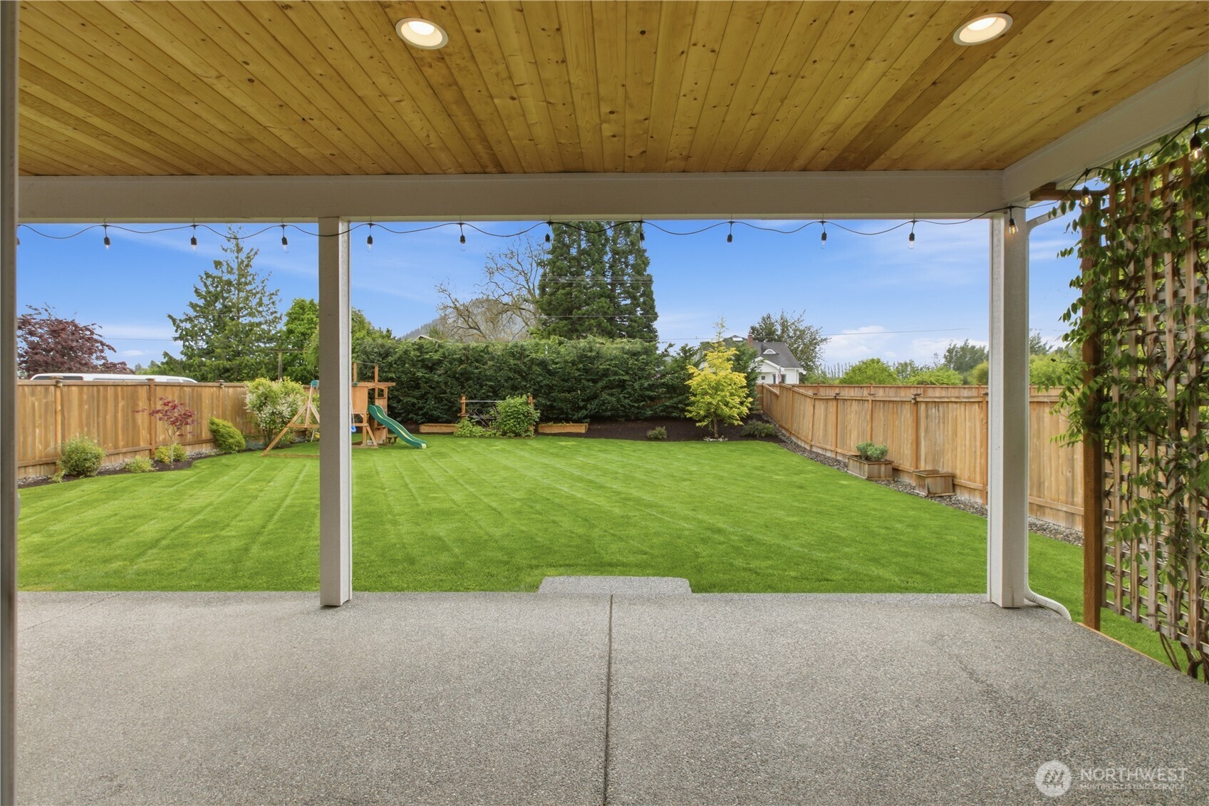 164 Hogan Drive Enumclaw WA 98022