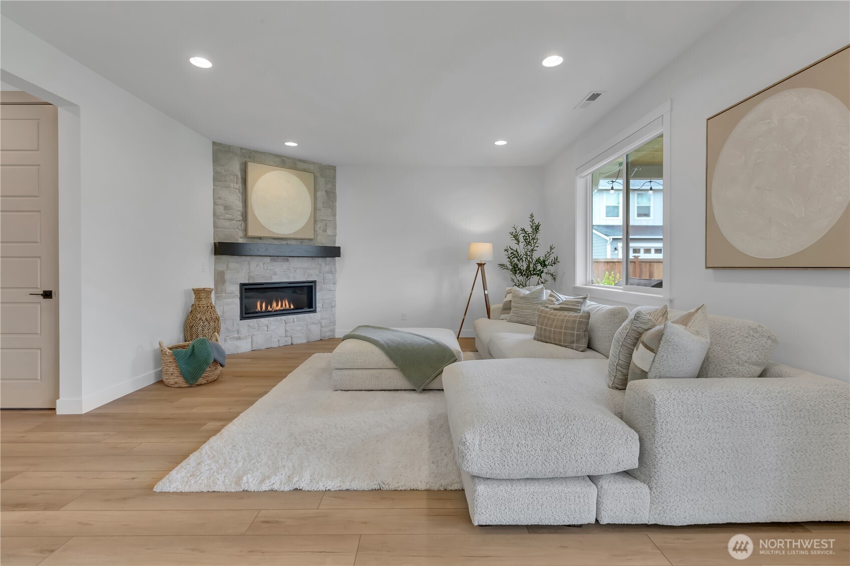164 Hogan Drive Enumclaw WA 98022