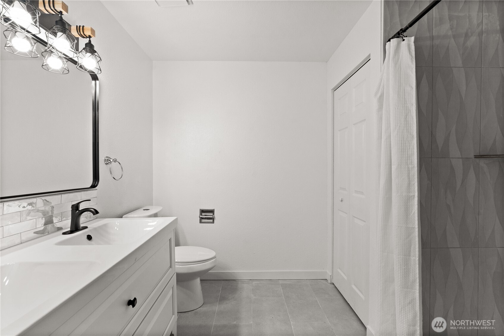 12615 68th Avenue Ct E Puyallup WA 98373