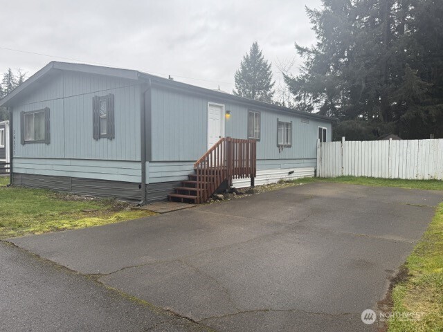 16213 62nd Avenue Court E Puyallup WA 98375