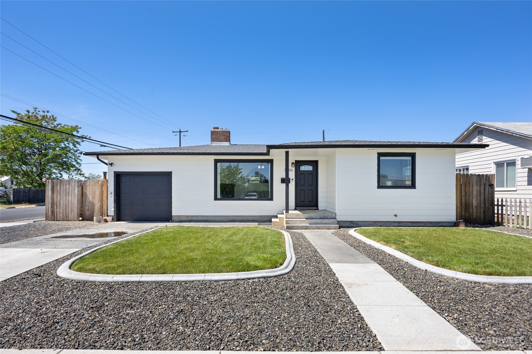 1046 W Gem Avenue Moses Lake WA 98837