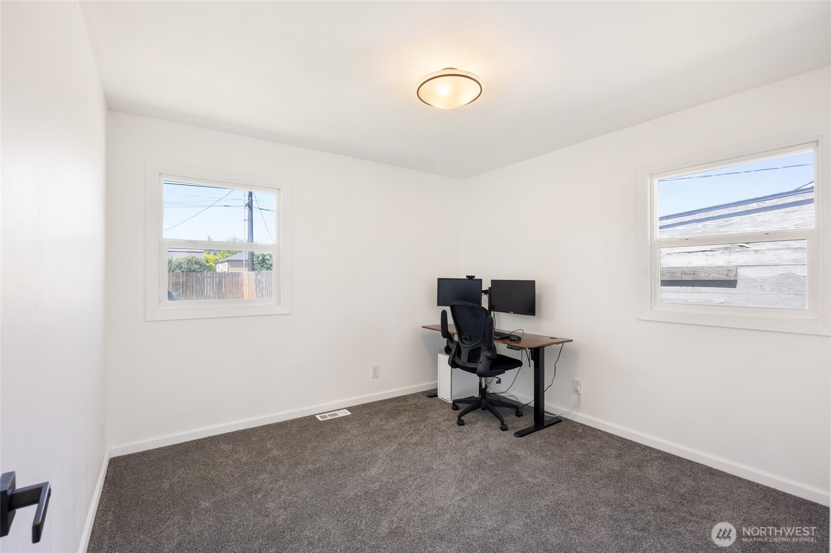 1046 W Gem Avenue Moses Lake WA 98837
