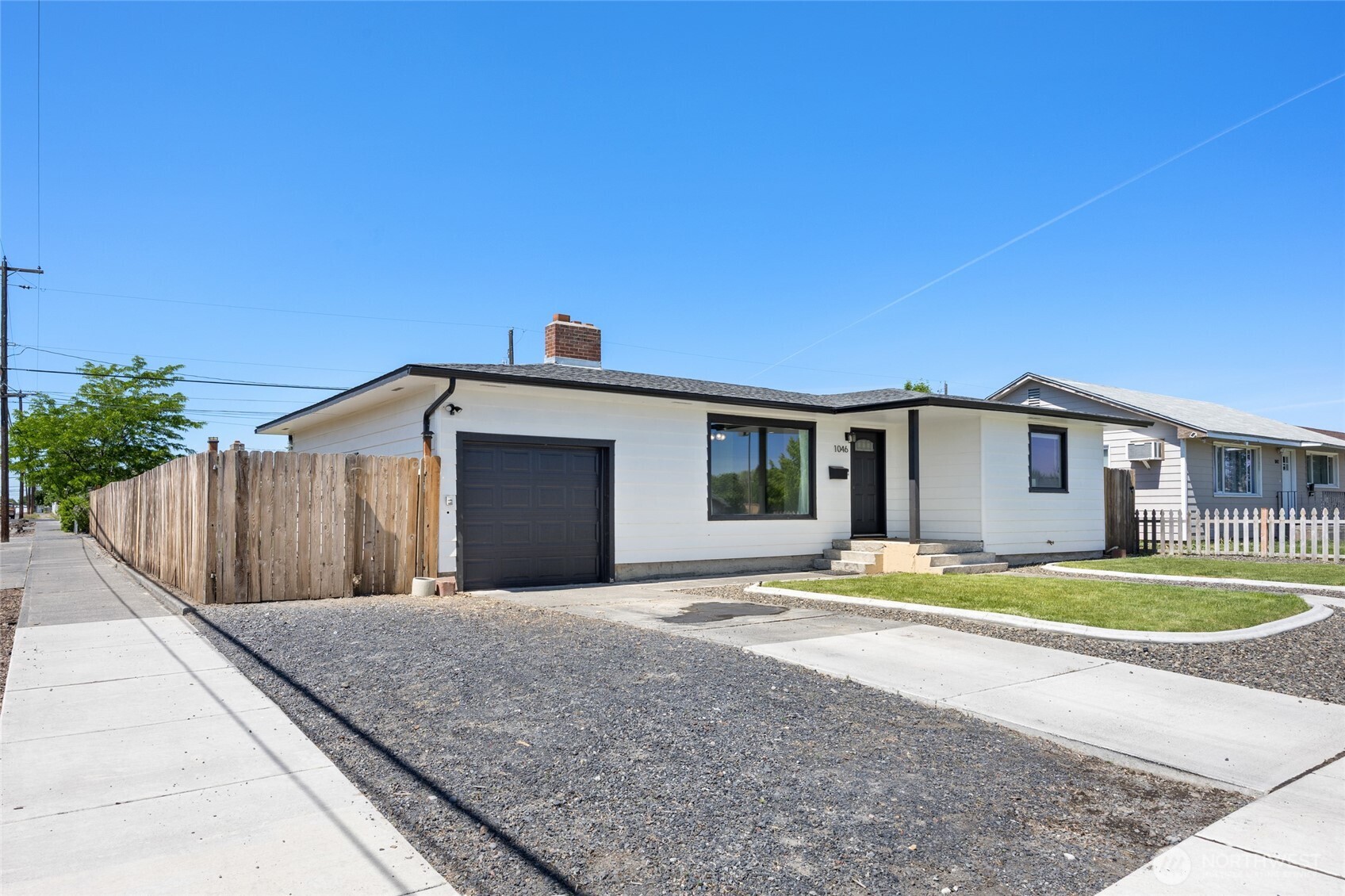 1046 W Gem Avenue Moses Lake WA 98837