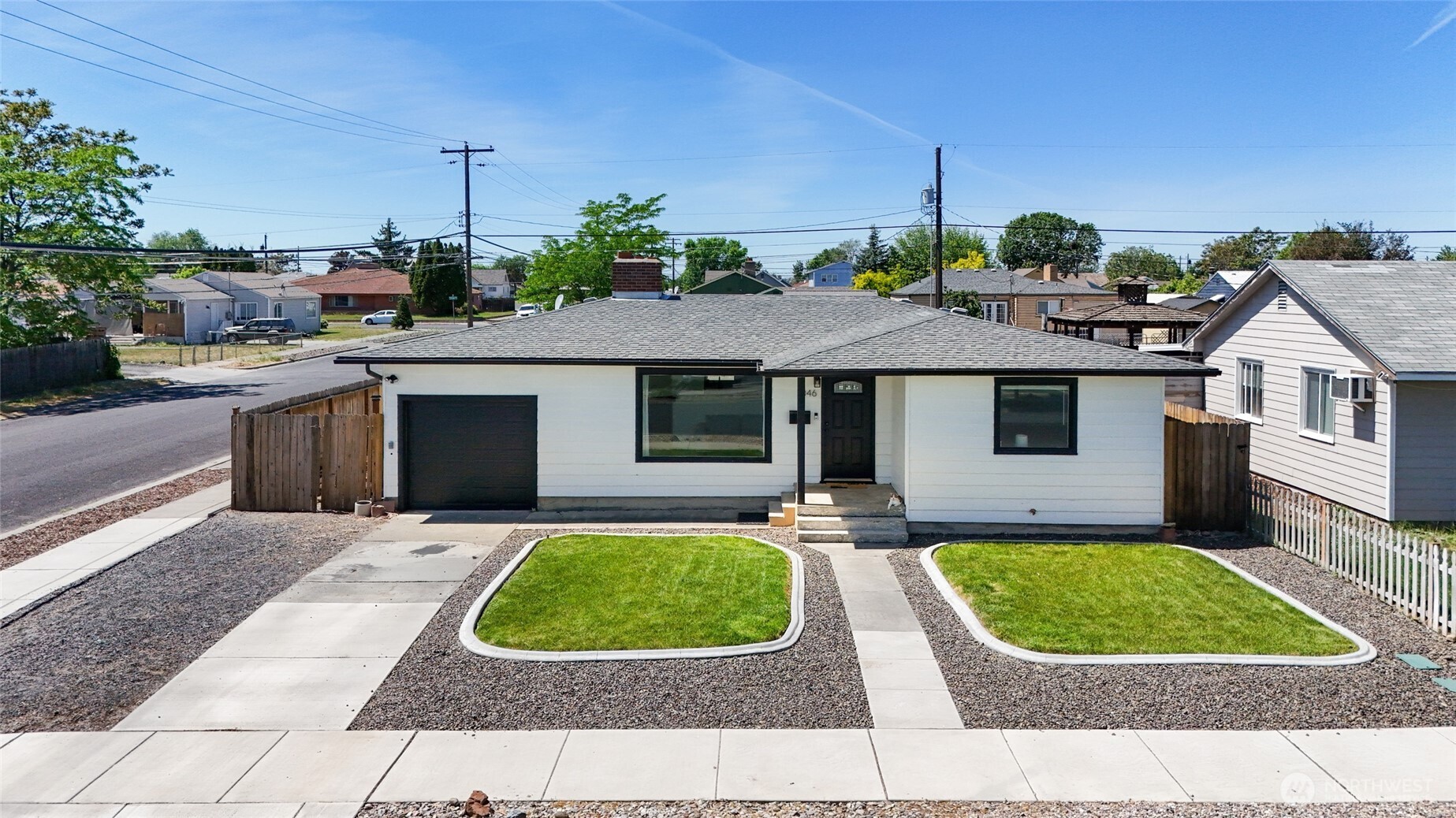 1046 W Gem Avenue Moses Lake WA 98837