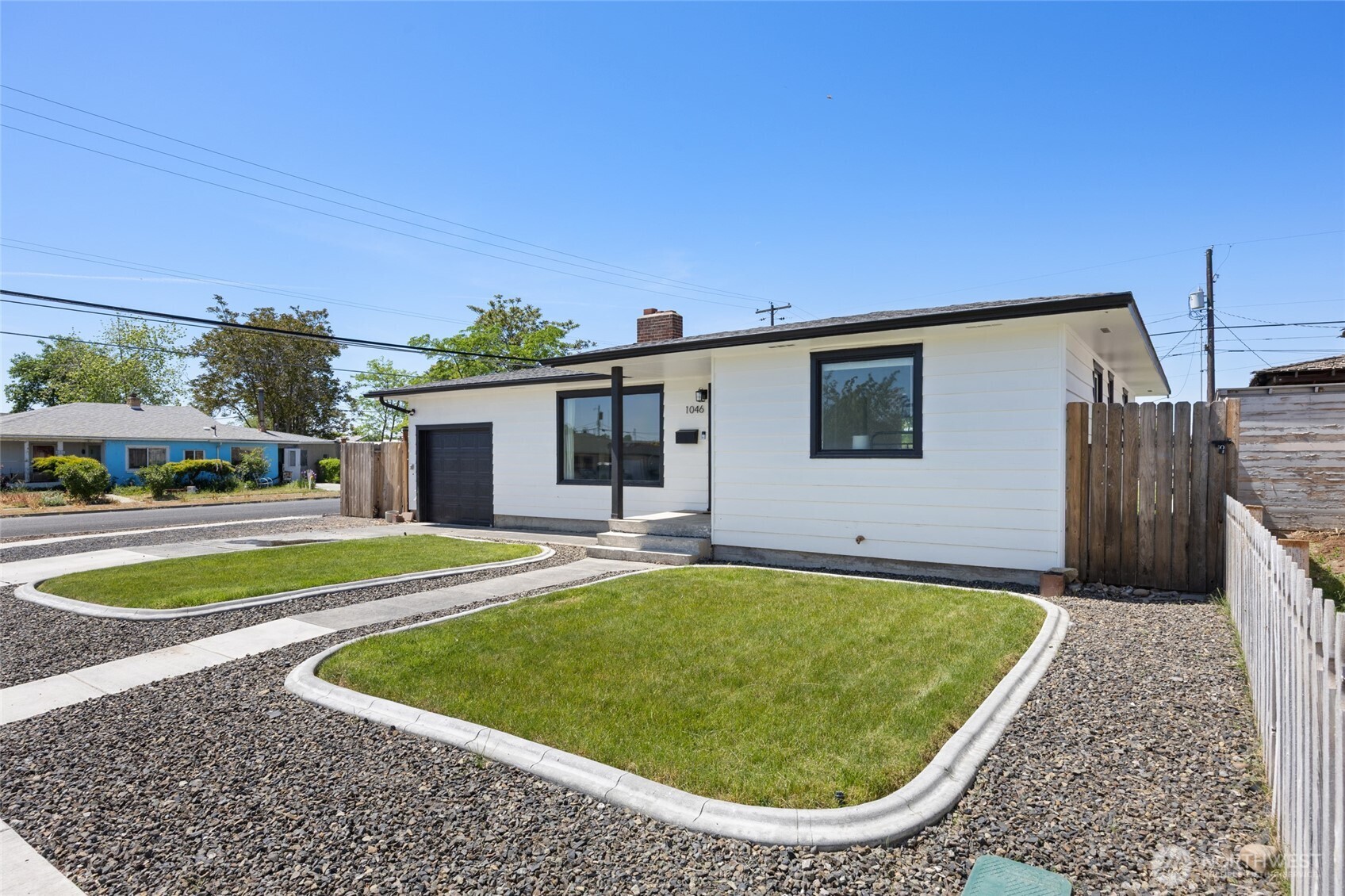1046 W Gem Avenue Moses Lake WA 98837