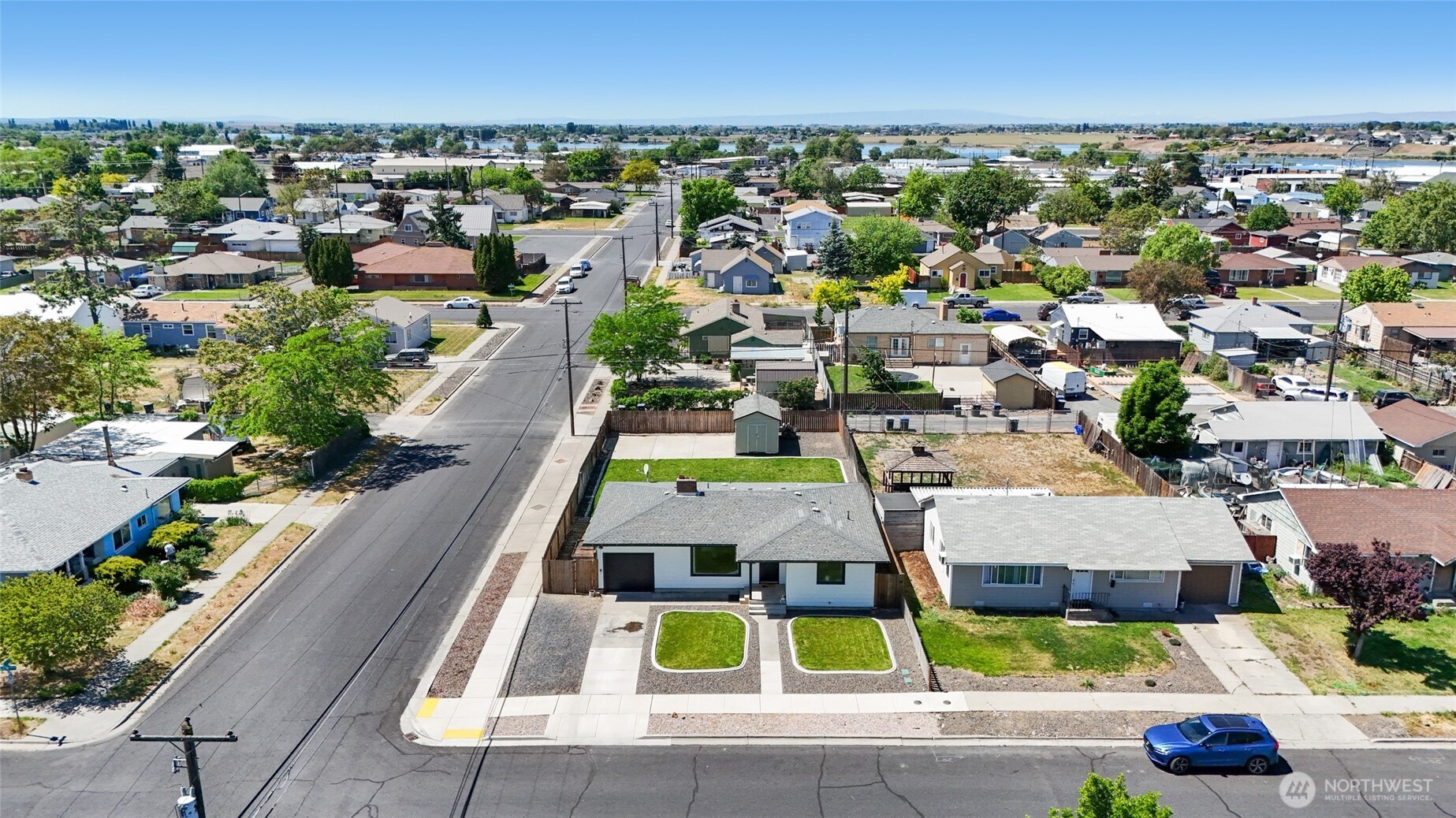 1046 W Gem Avenue Moses Lake WA 98837