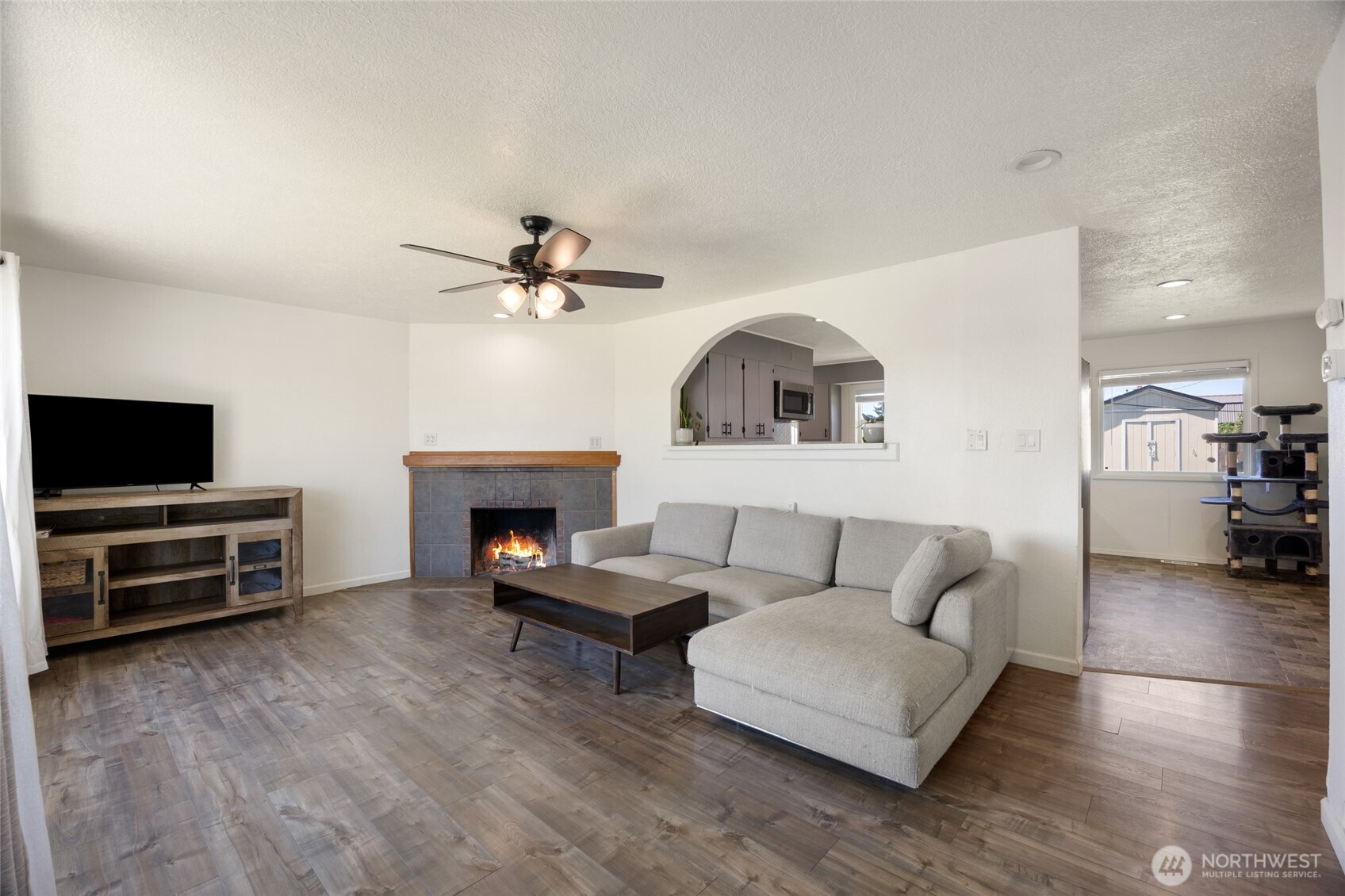 1046 W Gem Avenue Moses Lake WA 98837