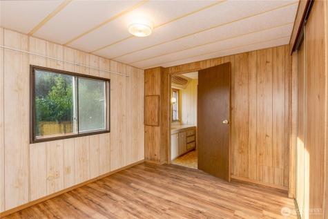 1951 Bartl Drive Camano Island WA 98282