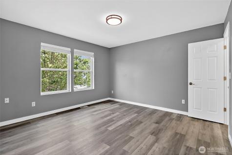 9430 185th Street Ct E Puyallup WA 98375